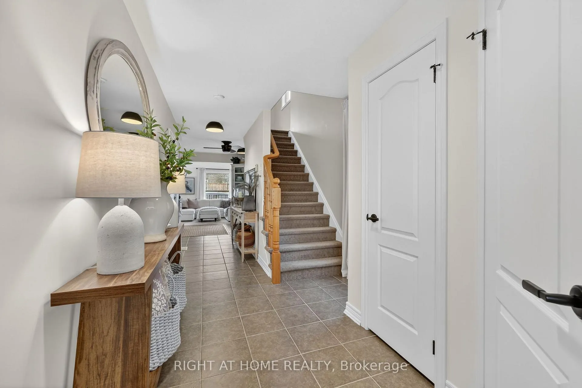 Photo 5 of 43 Burt Avenue, New Tecumseth, Alliston — HOMEH