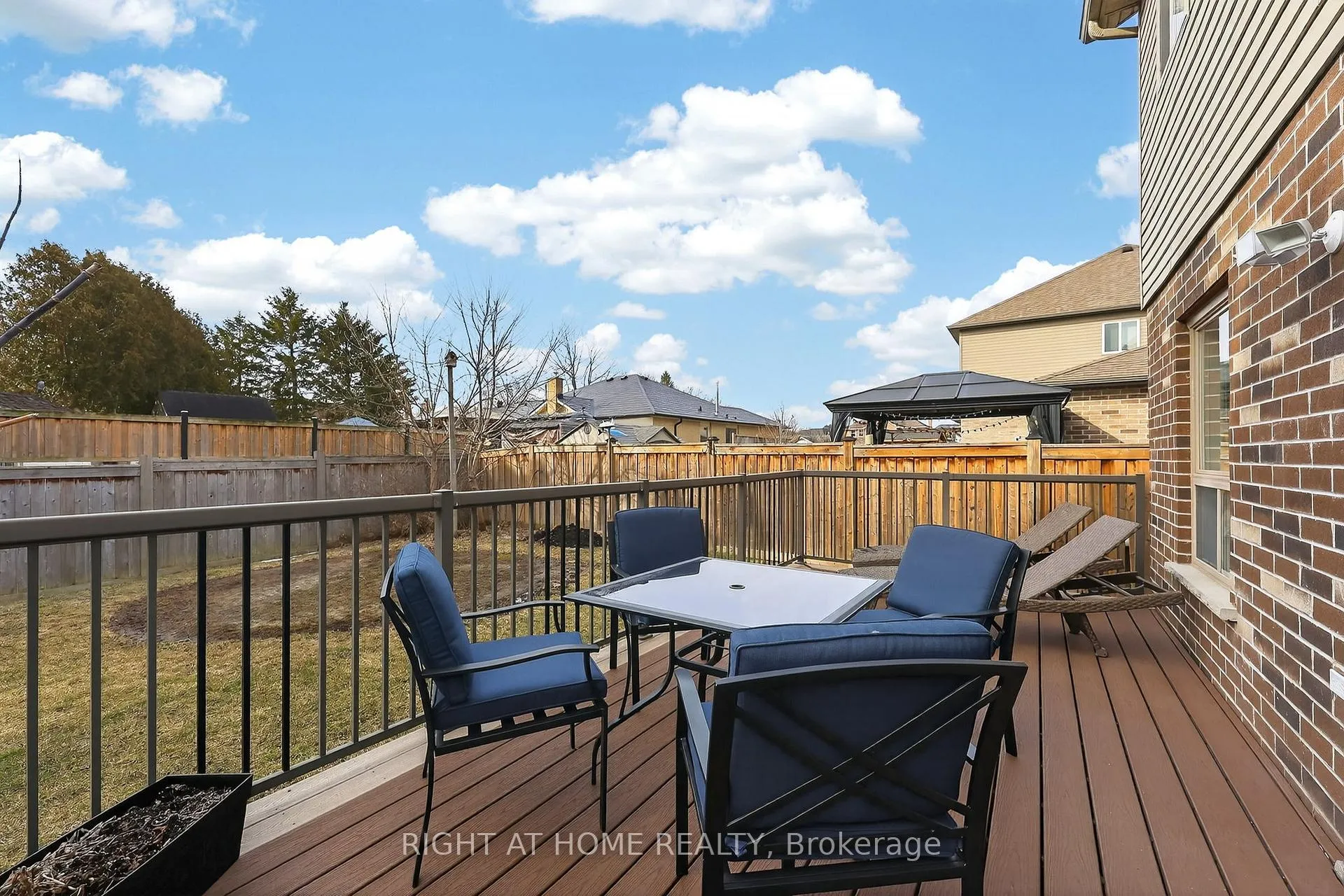 Photo 24 of 43 Burt Avenue, New Tecumseth, Alliston — HOMEH