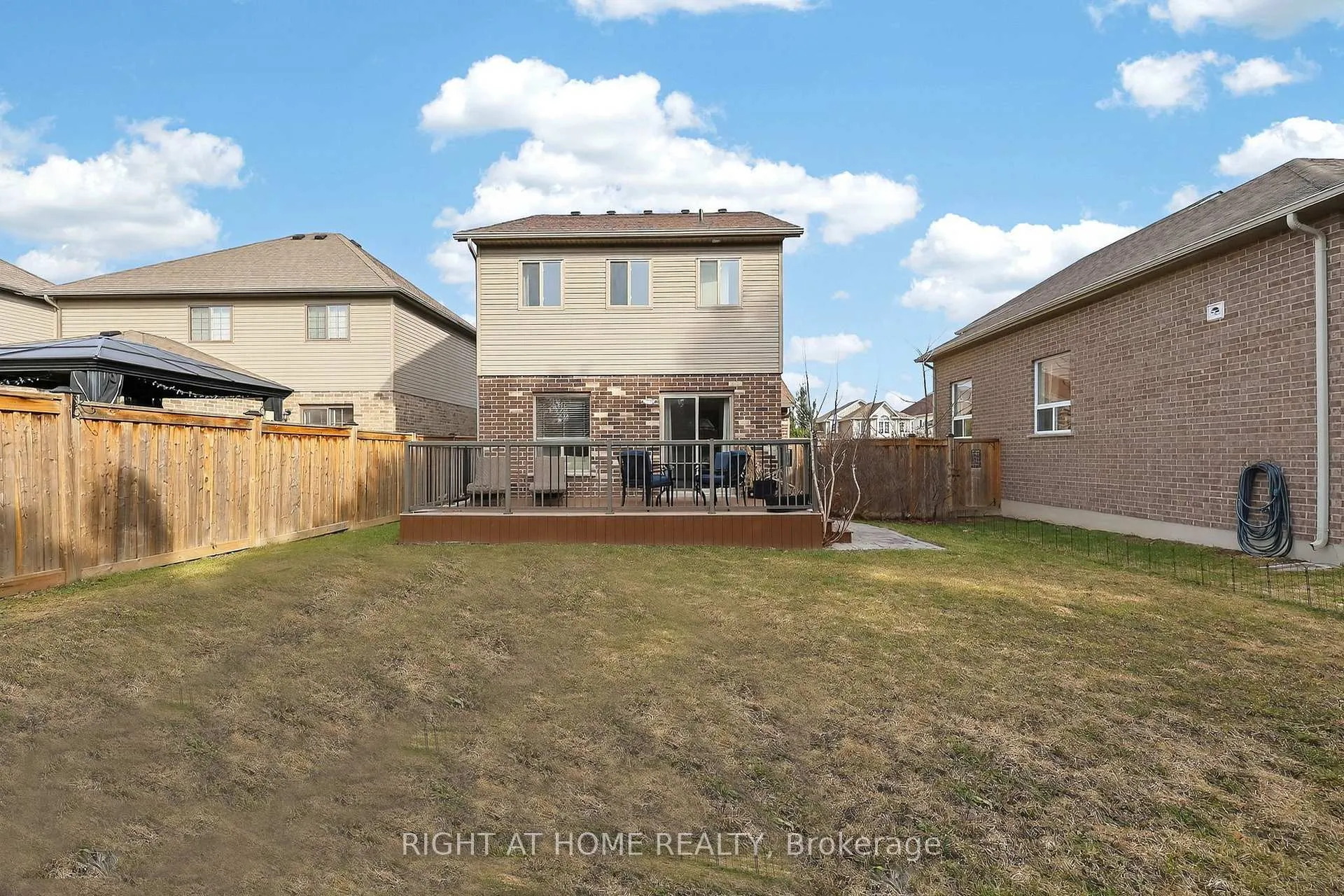 Photo 26 of 43 Burt Avenue, New Tecumseth, Alliston — HOMEH