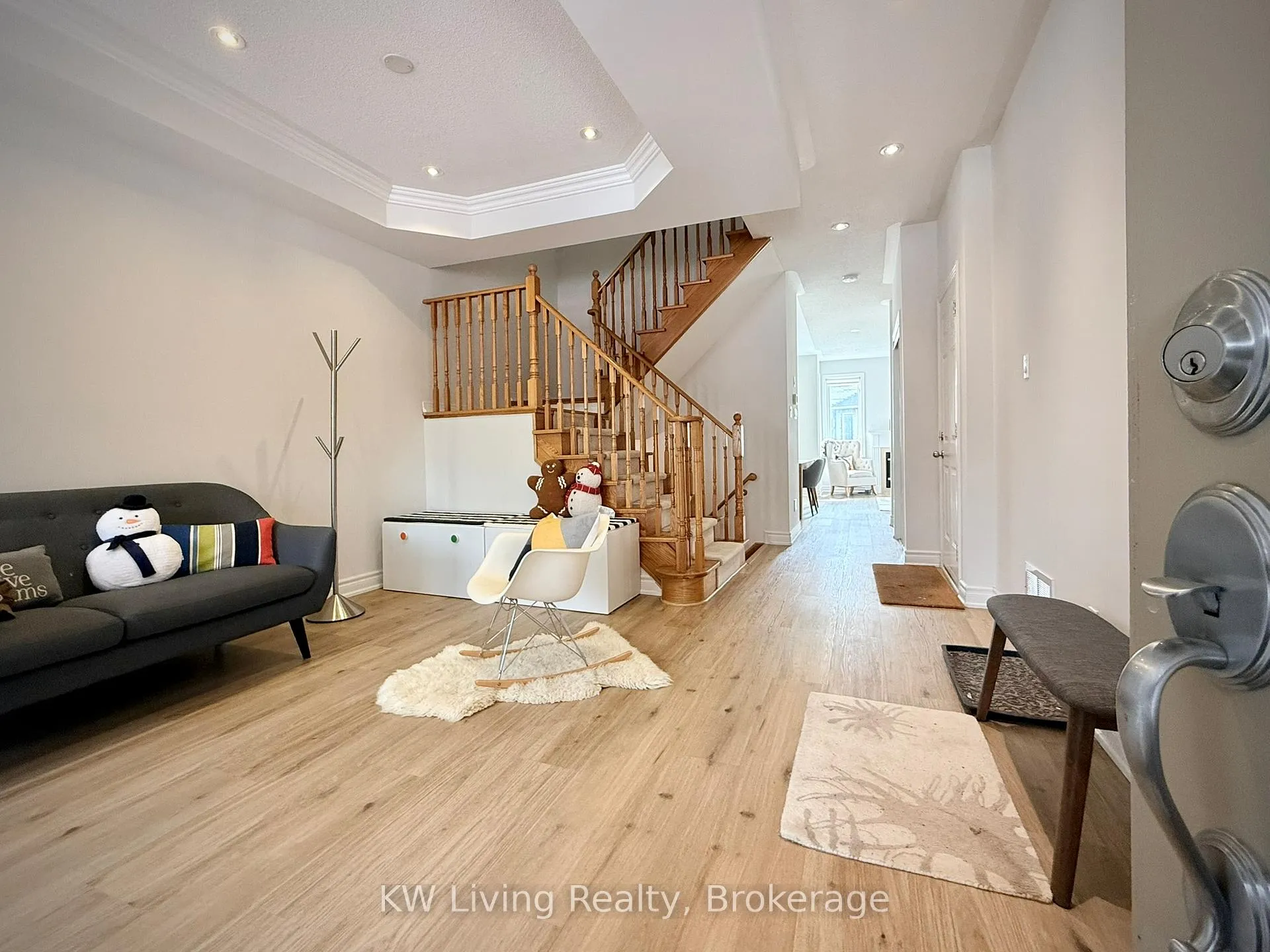 Photo 5 of 21 Saintsbury Road, Markham, Cachet — HOMEH