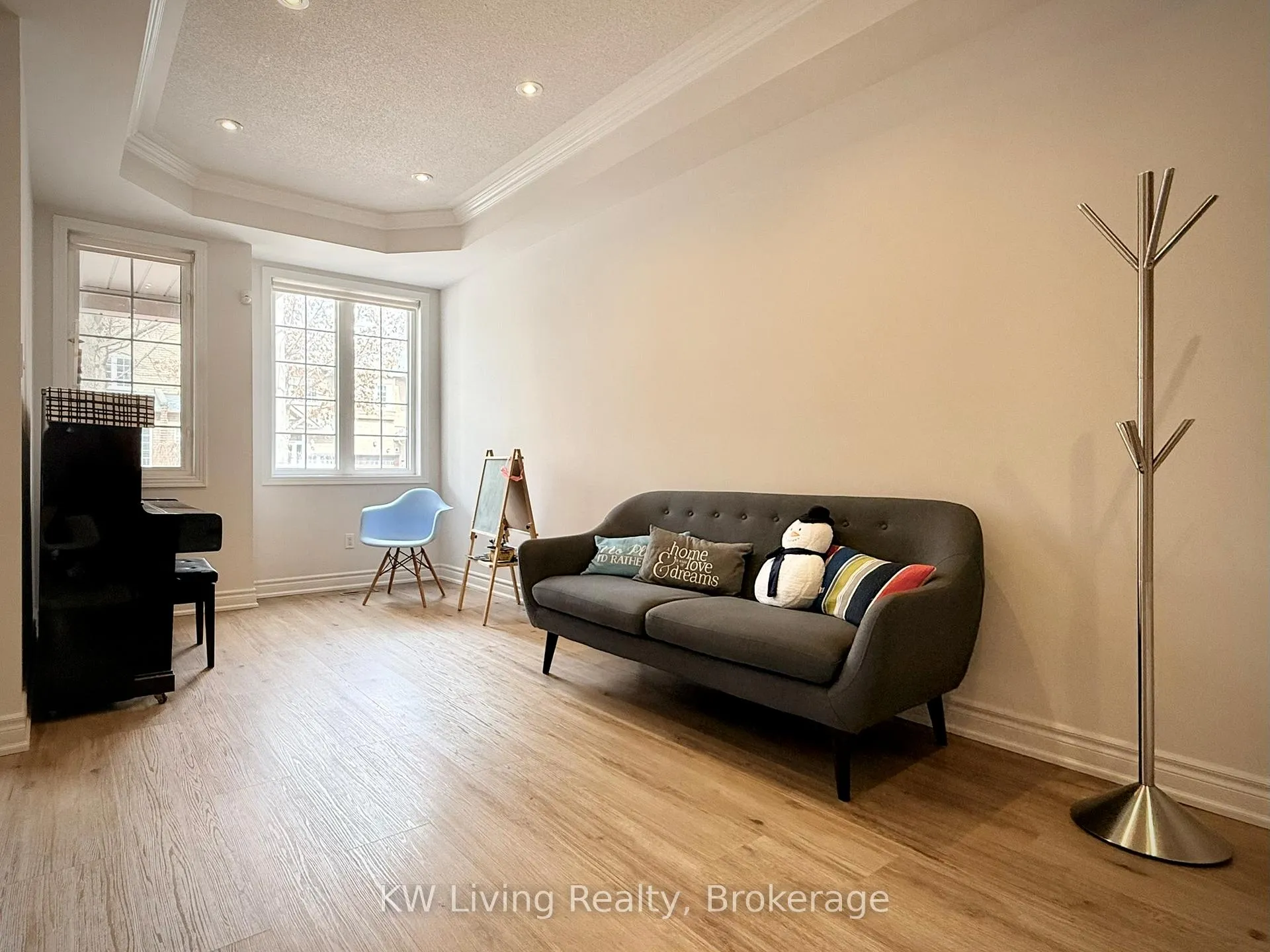 Photo 7 of 21 Saintsbury Road, Markham, Cachet — HOMEH
