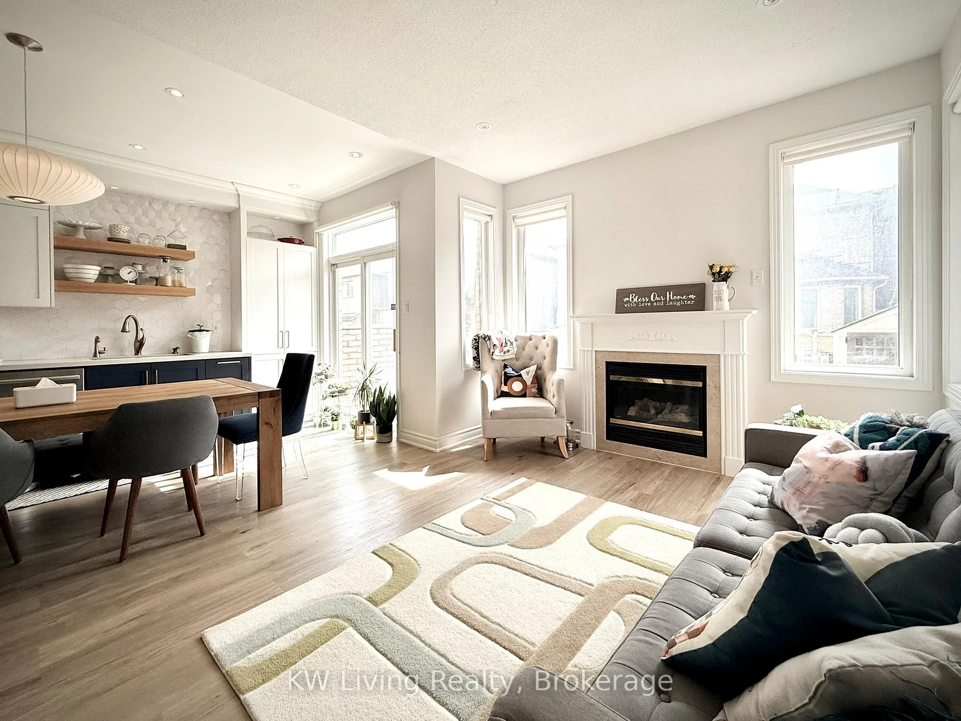 Photo 16 of 21 Saintsbury Road, Markham, Cachet — HOMEH