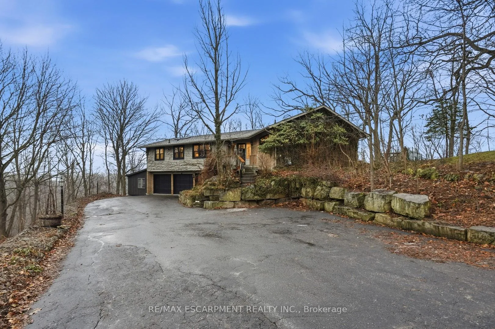 Front of 1987 Snake Road