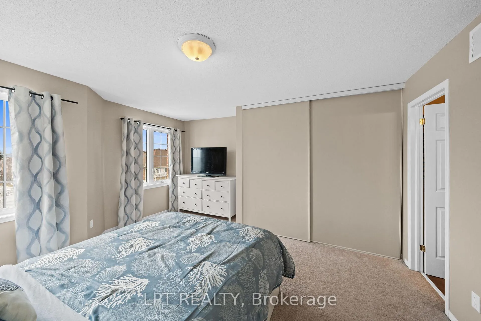 Photo 32 of 902 Longfields Drive, Ottawa, Barrhaven - Longfields — HOMEH