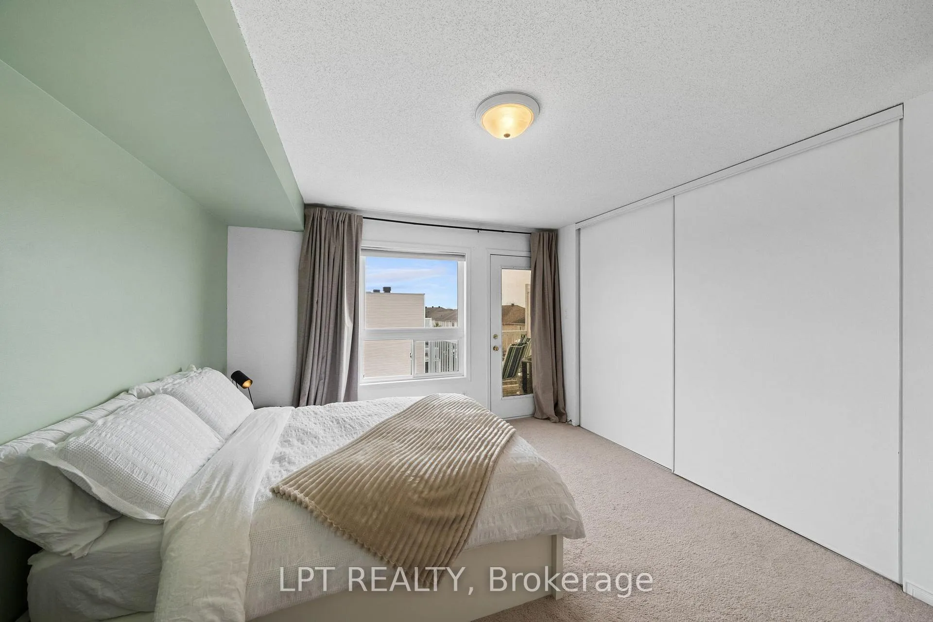 Photo 36 of 902 Longfields Drive, Ottawa, Barrhaven - Longfields — HOMEH