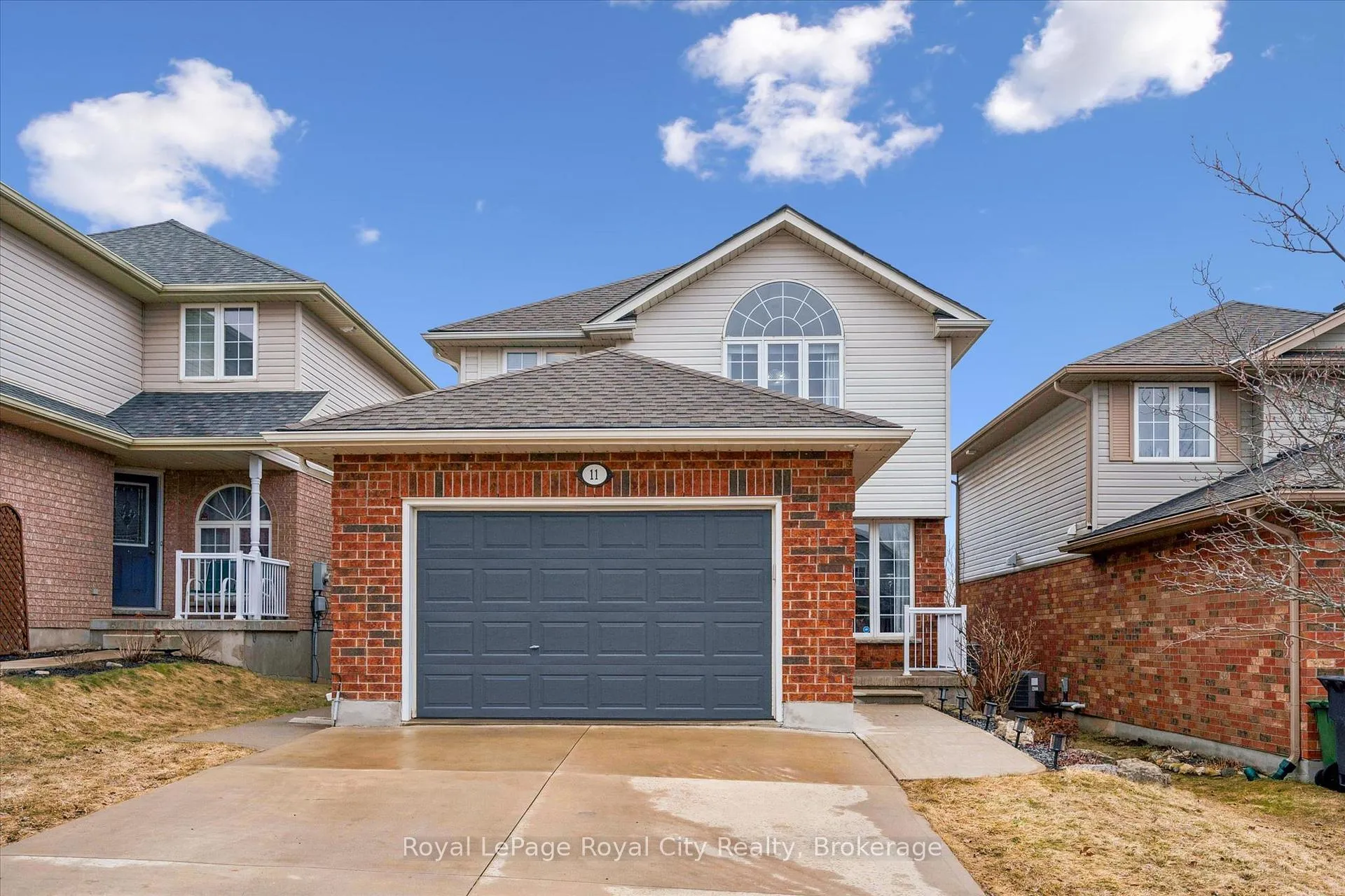 Front of 11 Valleyhaven Lane