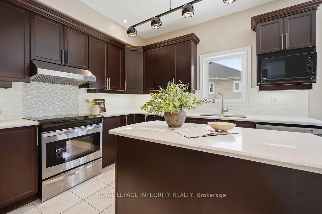 Photo 19 of 613 Miro Way, Ottawa, Kanata - Kanata Lakes/Heritage Hills — HOMEH