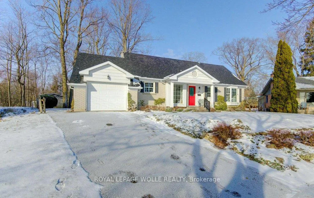 Photo 2 of 26 Sycamore Place, Waterloo — HOMEH