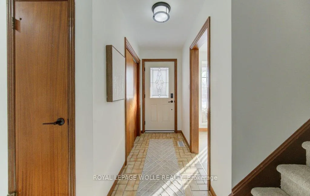 Photo 3 of 26 Sycamore Place, Waterloo — HOMEH