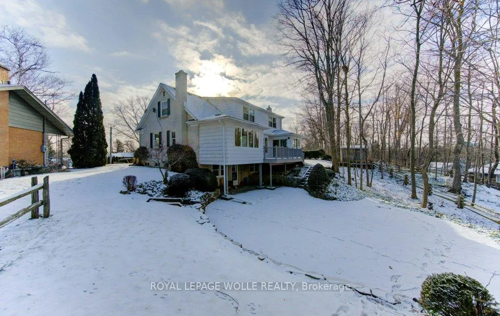 Photo 30 of 26 Sycamore Place, Waterloo — HOMEH