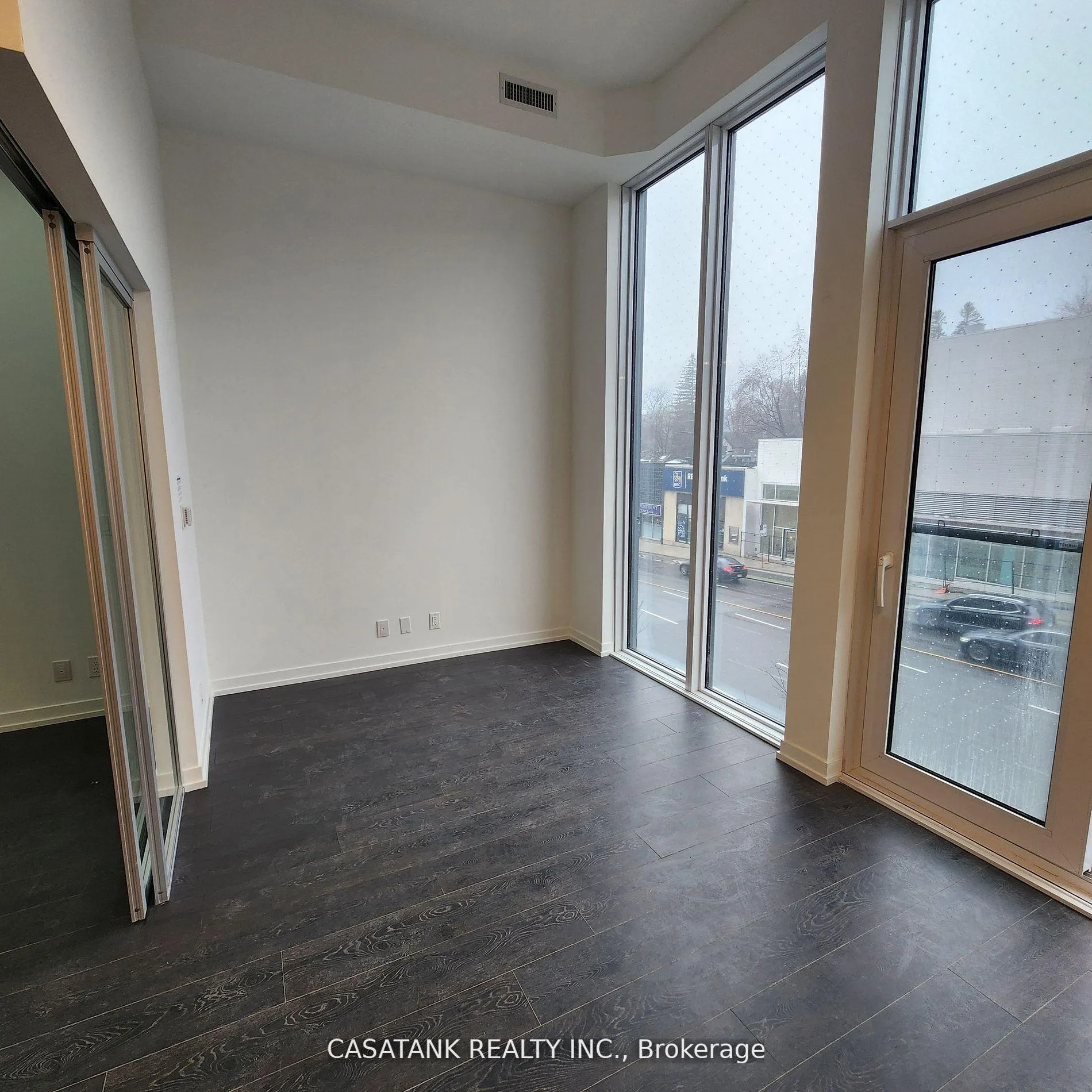 Photo 9 of Unit 218, 2020 Bathurst Street, Toronto, Humewood-Cedarvale — HOMEH