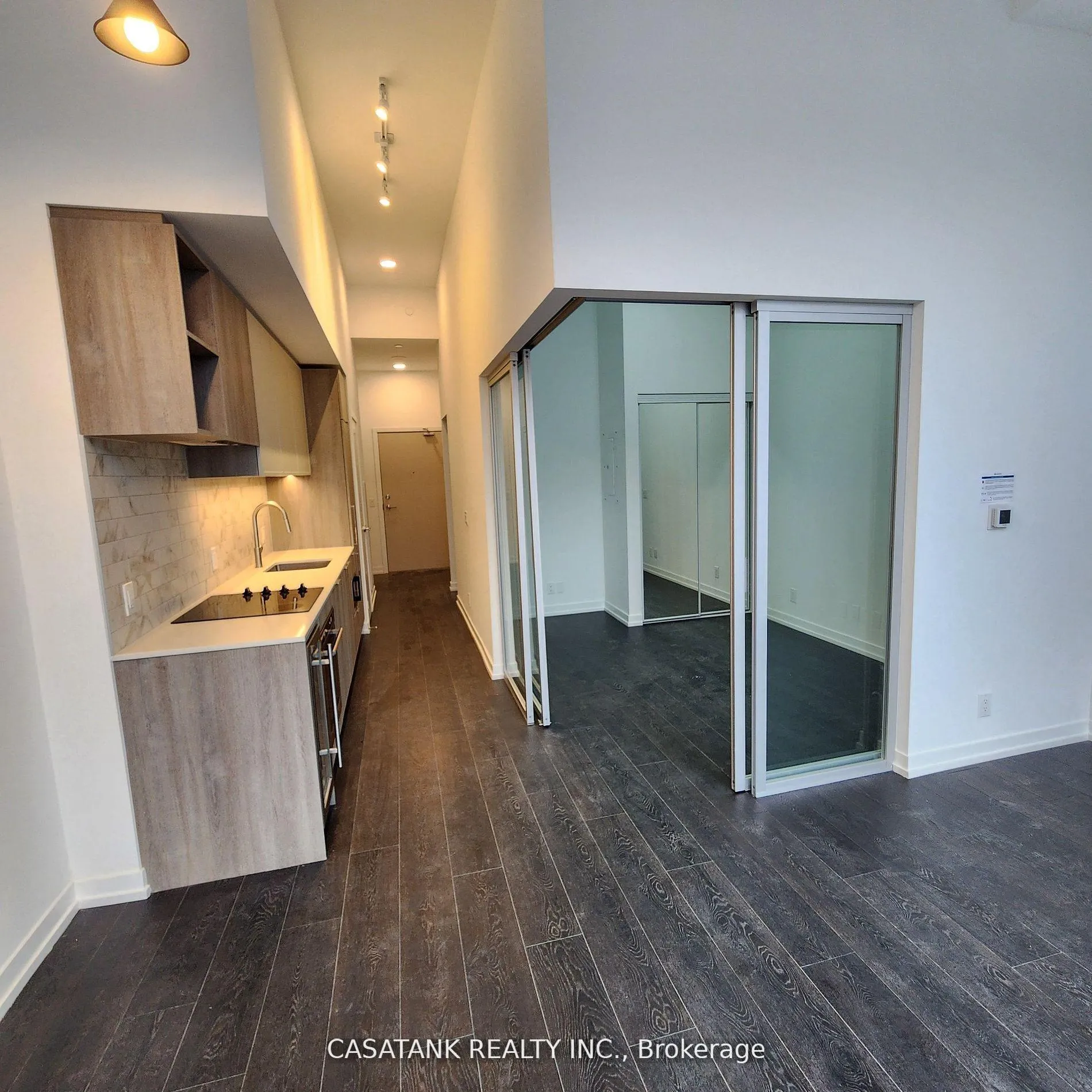Photo 11 of Unit 218, 2020 Bathurst Street, Toronto, Humewood-Cedarvale — HOMEH