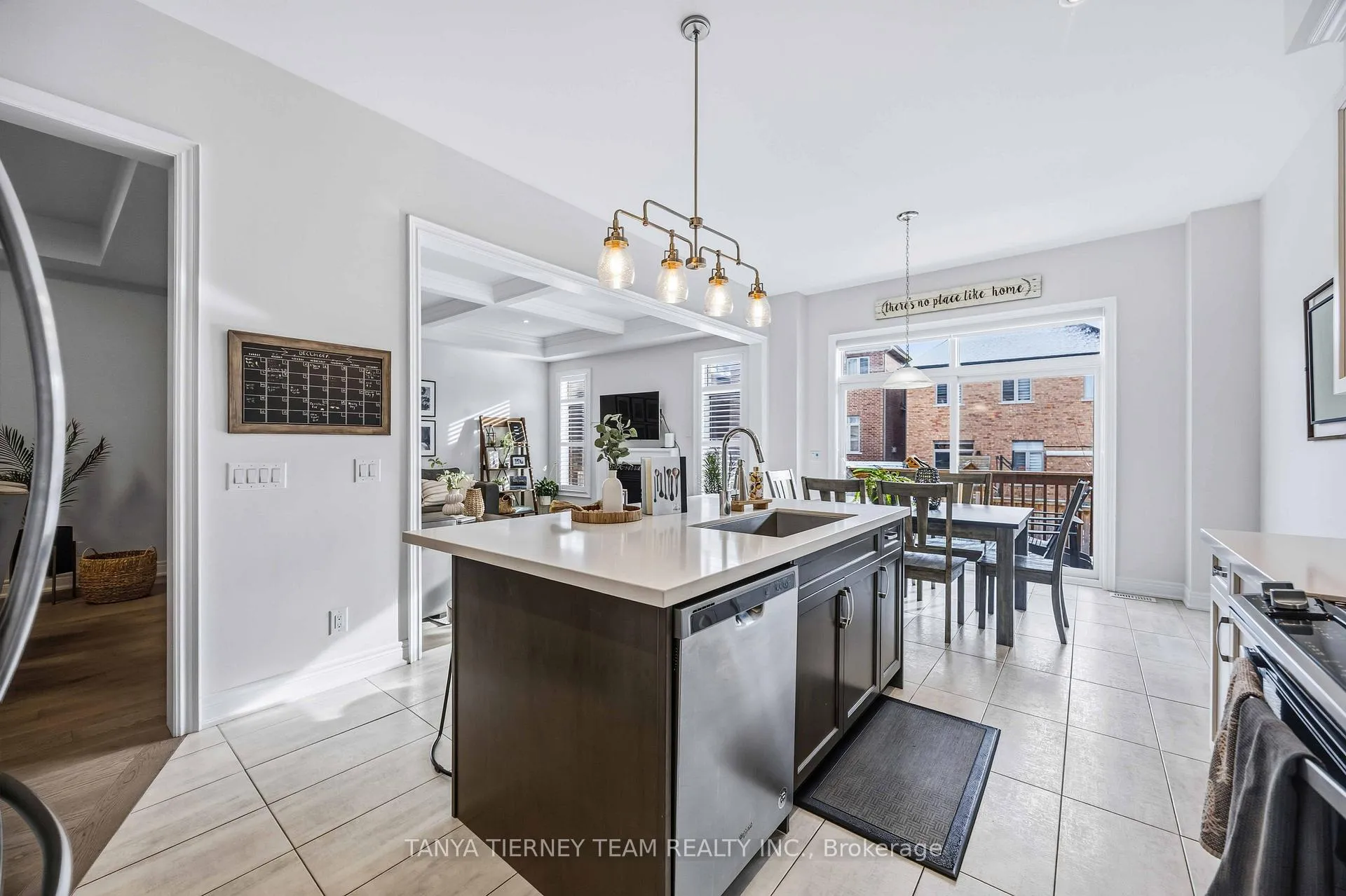 Photo 19 of 17 Pennine Drive, Whitby, Rural Whitby — HOMEH