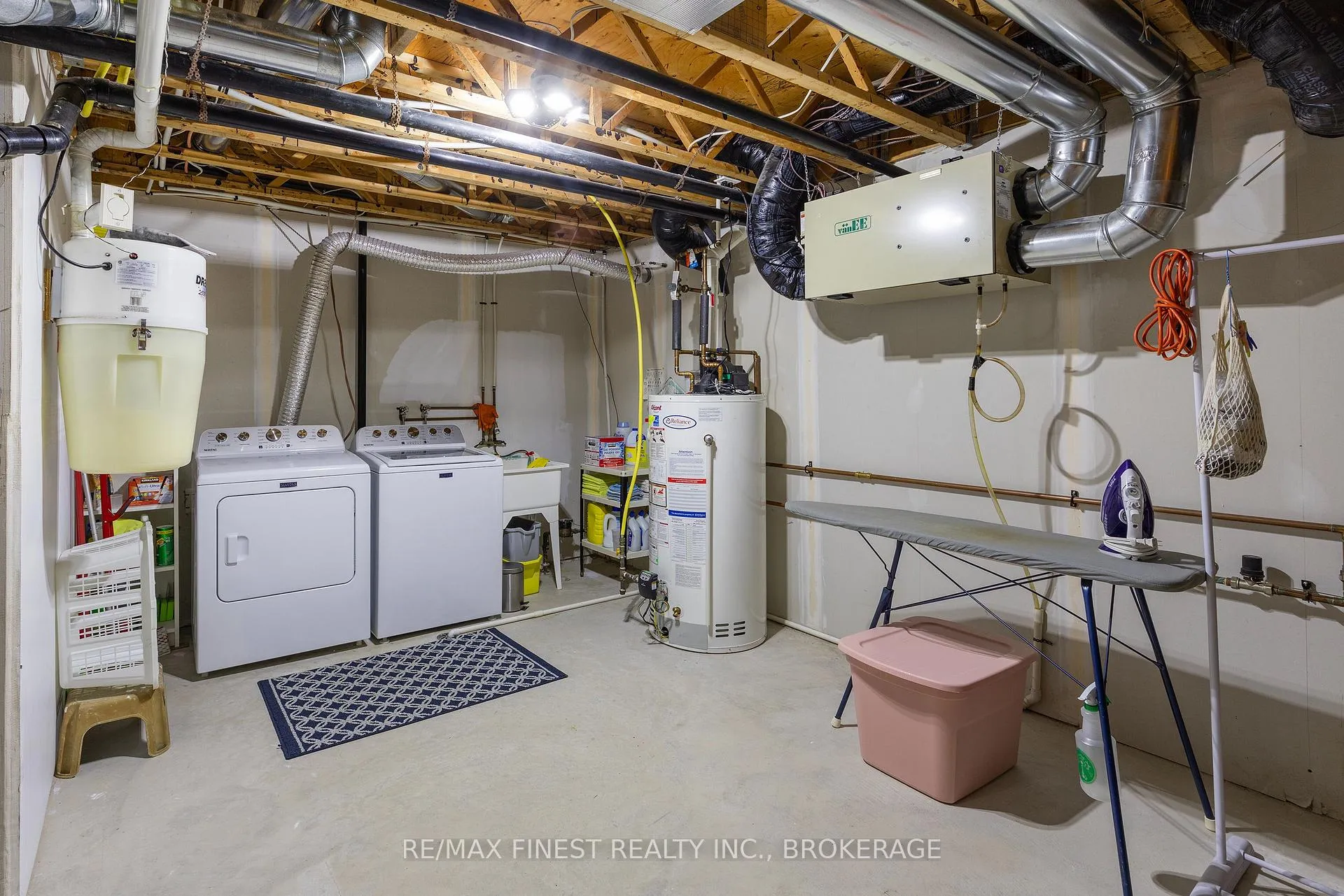 Photo 35 of 84 Kildare Avenue, Loyalist, Amherstview — HOMEH