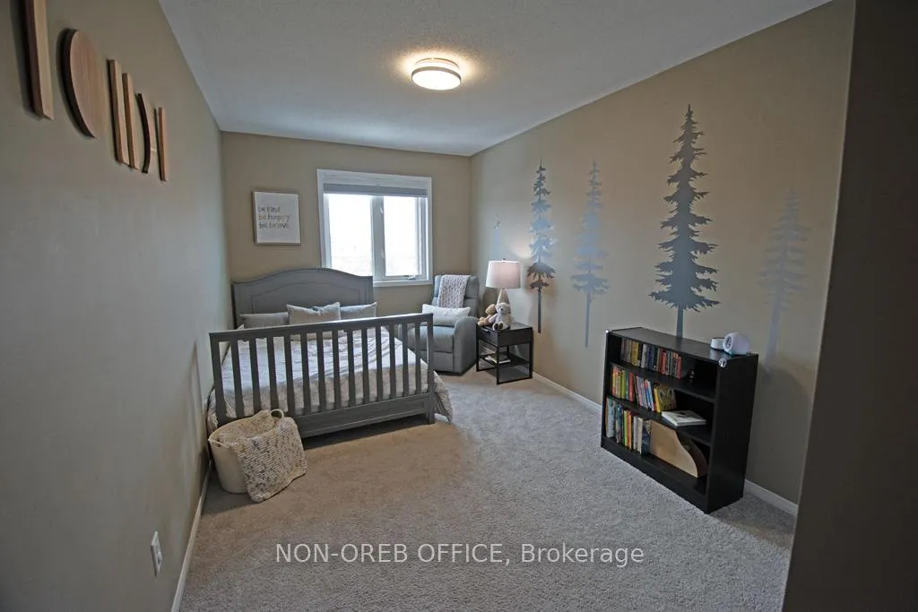 Photo 25 of 105 Tall Oak Private, Ottawa, Riverview Park — HOMEH