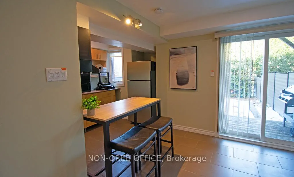 Photo 28 of 105 Tall Oak Private, Ottawa, Riverview Park — HOMEH