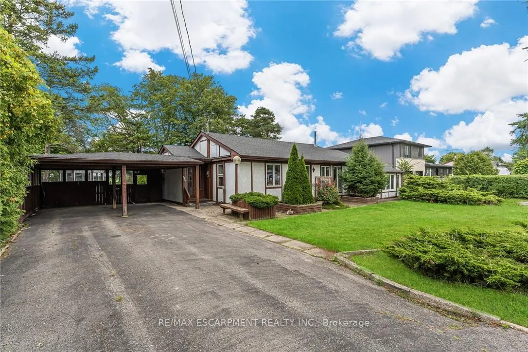 Photo 5 of 614 Golf Club Road, Hamilton, Rural Glanbrook — HOMEH