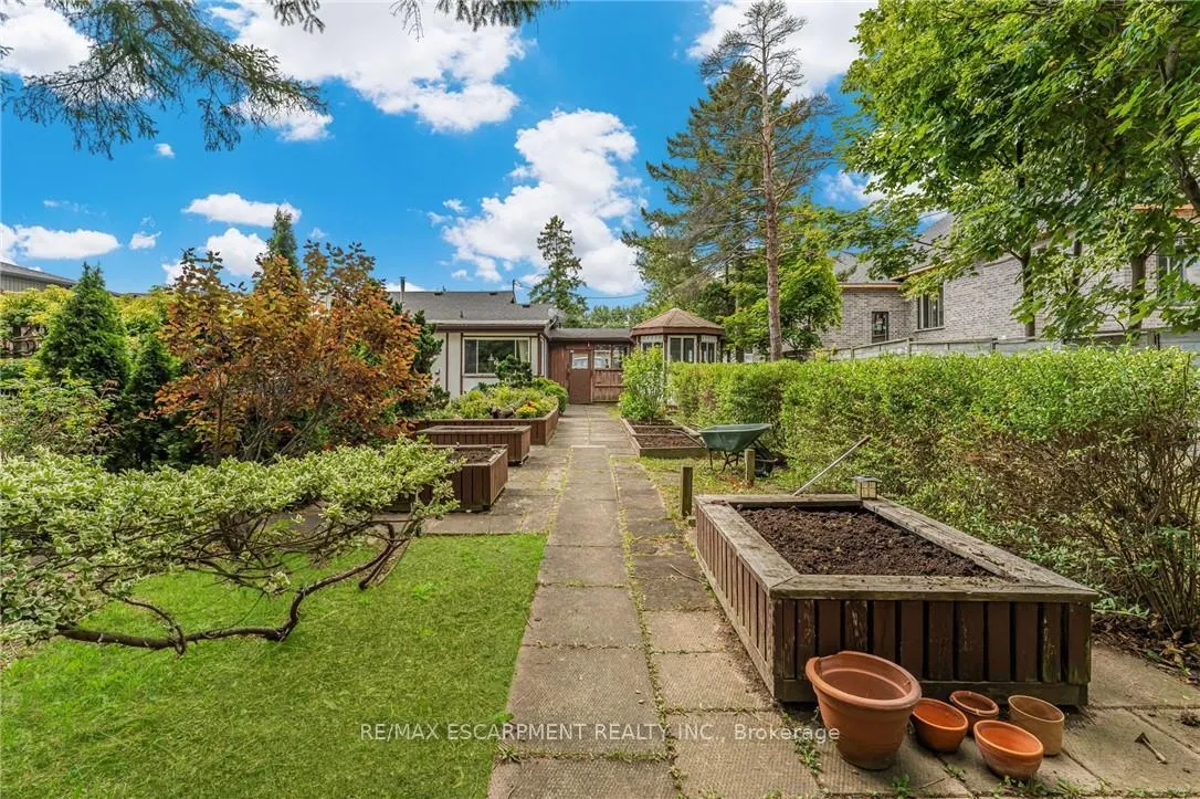 Photo 42 of 614 Golf Club Road, Hamilton, Rural Glanbrook — HOMEH