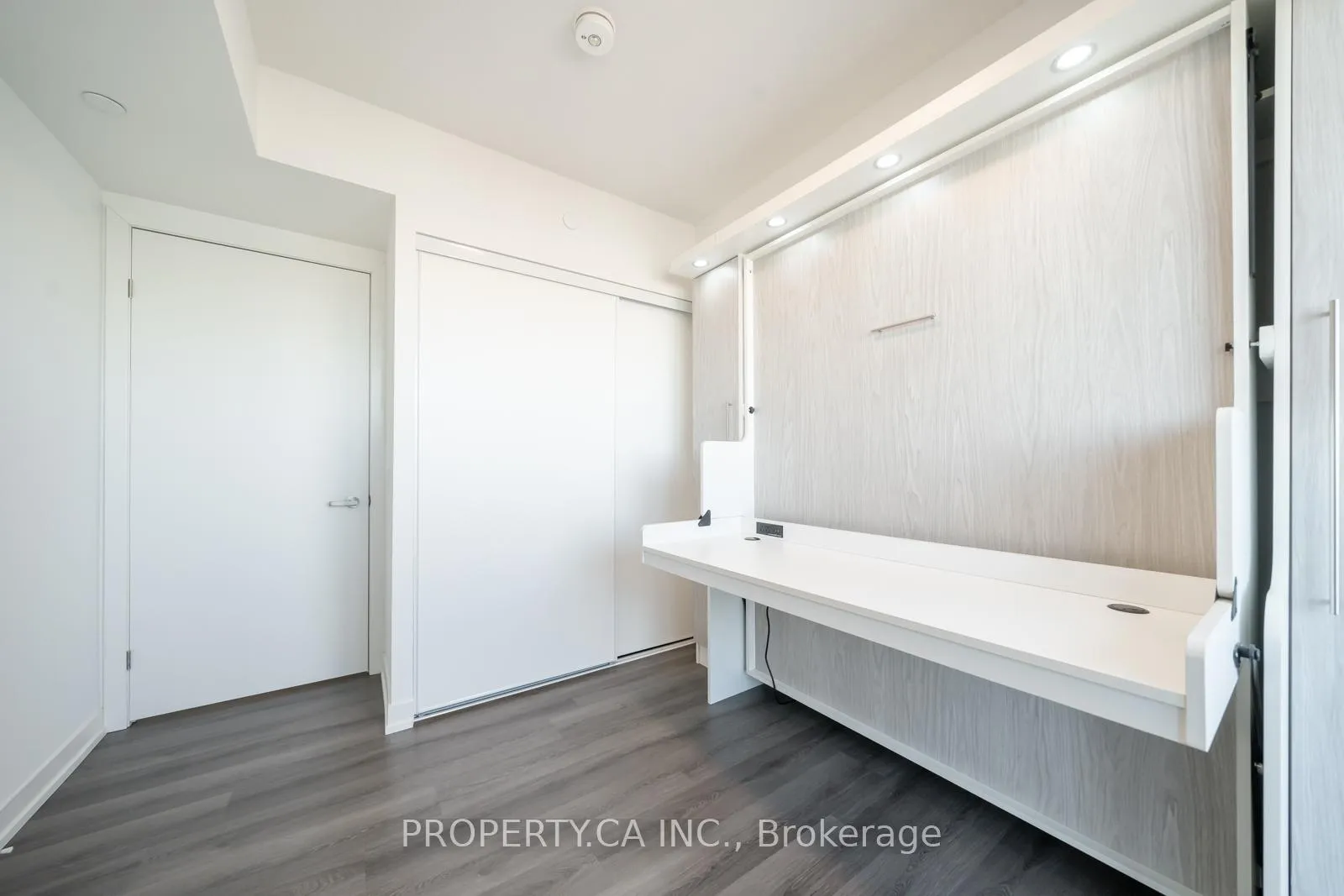 Photo 11 of Unit 4203, 138 Downes Street, Toronto, Waterfront Communities — HOMEH