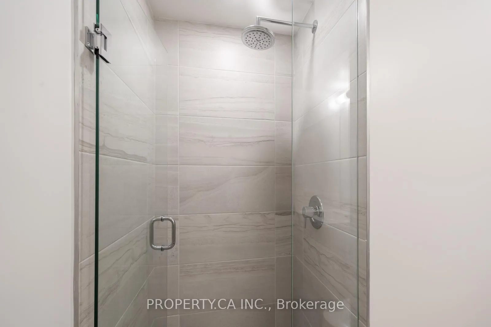 Photo 15 of Unit 4203, 138 Downes Street, Toronto, Waterfront Communities — HOMEH