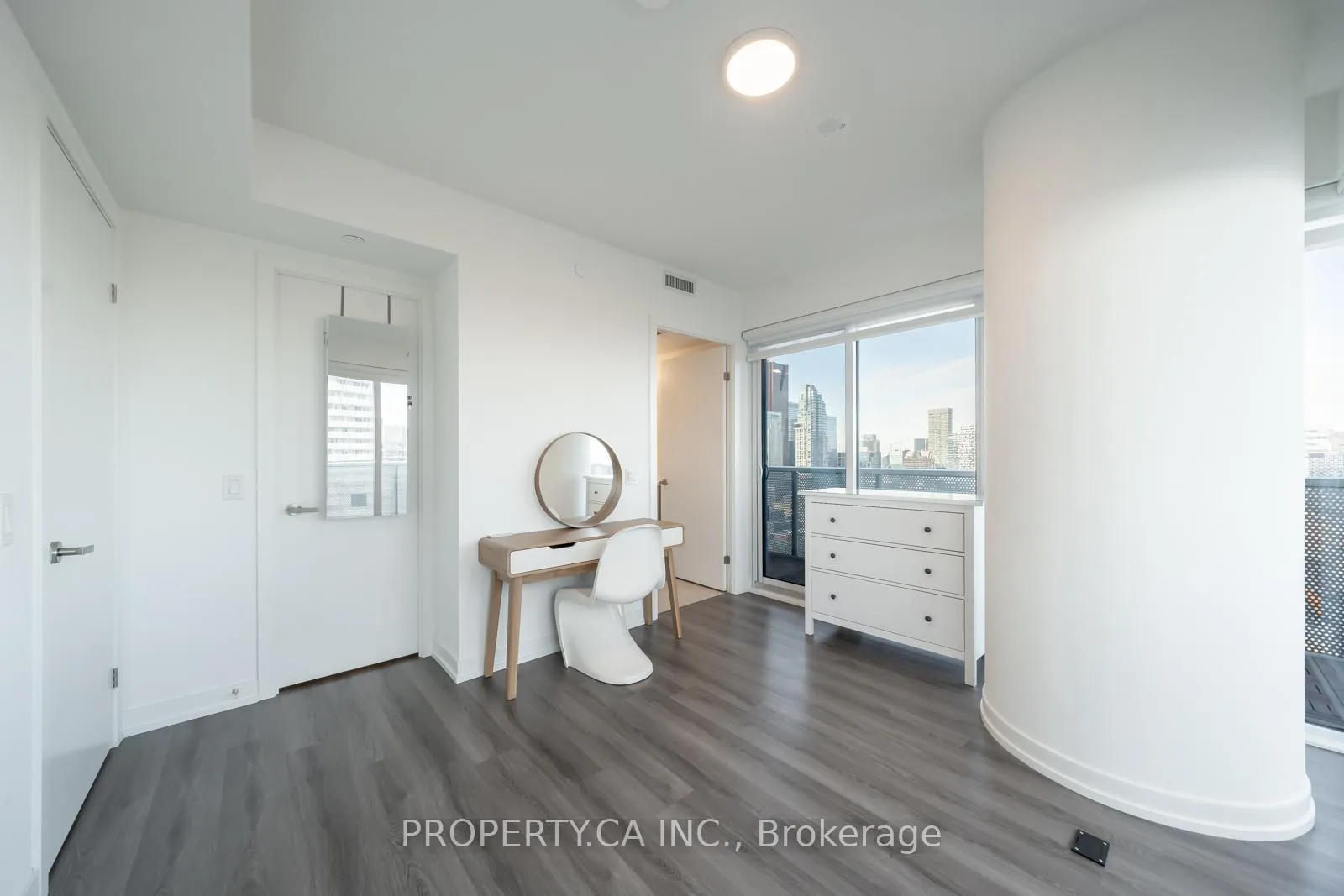 Photo 17 of Unit 4203, 138 Downes Street, Toronto, Waterfront Communities — HOMEH