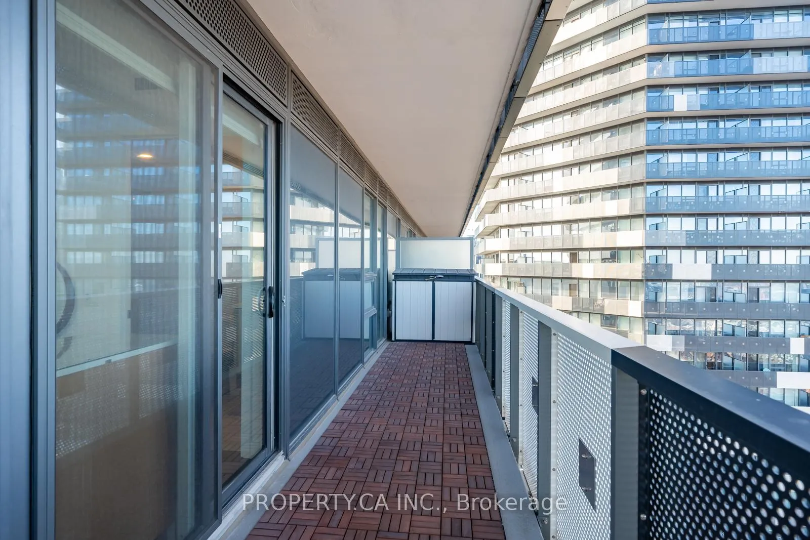 Photo 23 of Unit 4203, 138 Downes Street, Toronto, Waterfront Communities — HOMEH