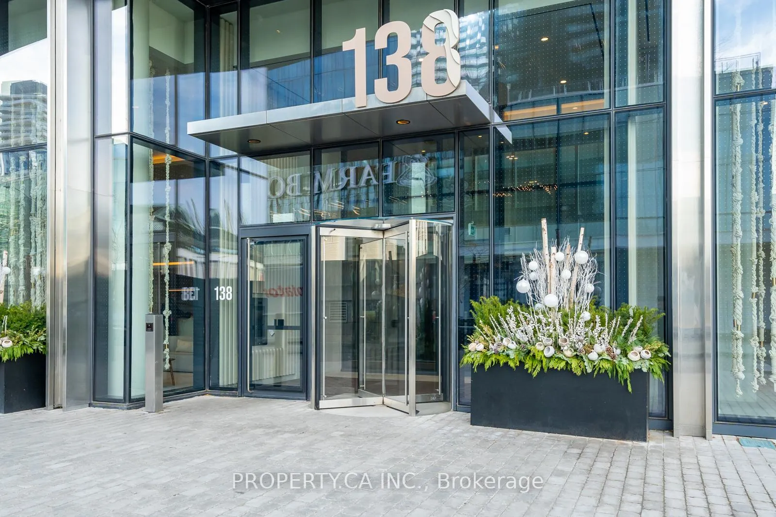 Photo 32 of Unit 4203, 138 Downes Street, Toronto, Waterfront Communities — HOMEH