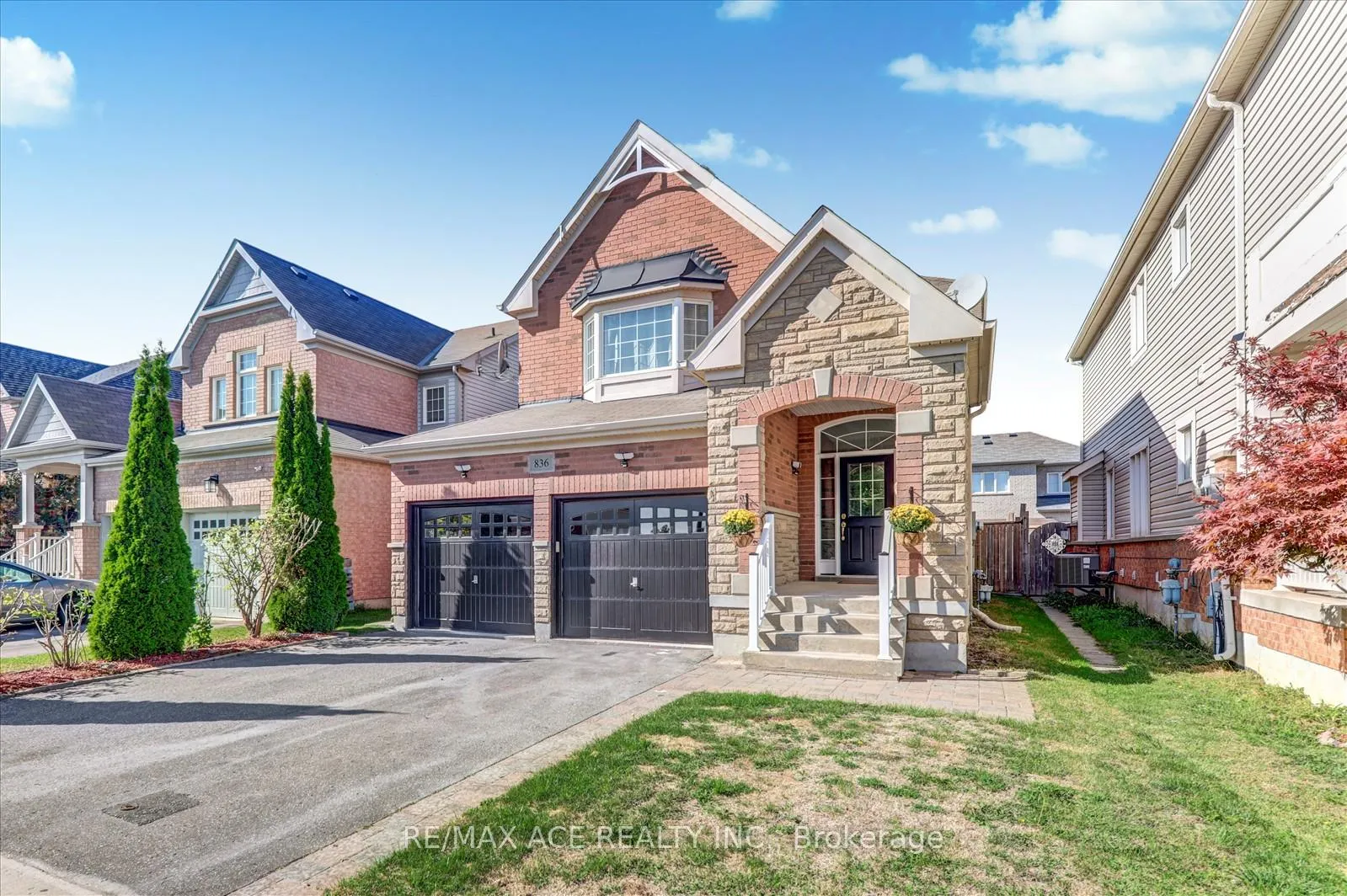 Photo 4 of 836 Fetchison Drive, Oshawa, Taunton — HOMEH