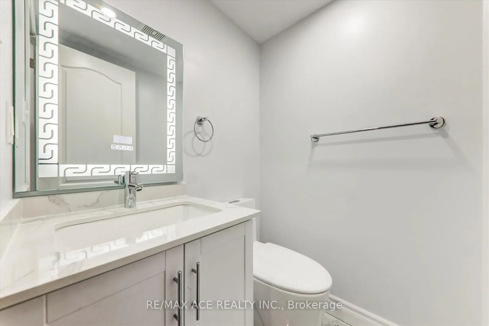 Photo 15 of 836 Fetchison Drive, Oshawa, Taunton — HOMEH