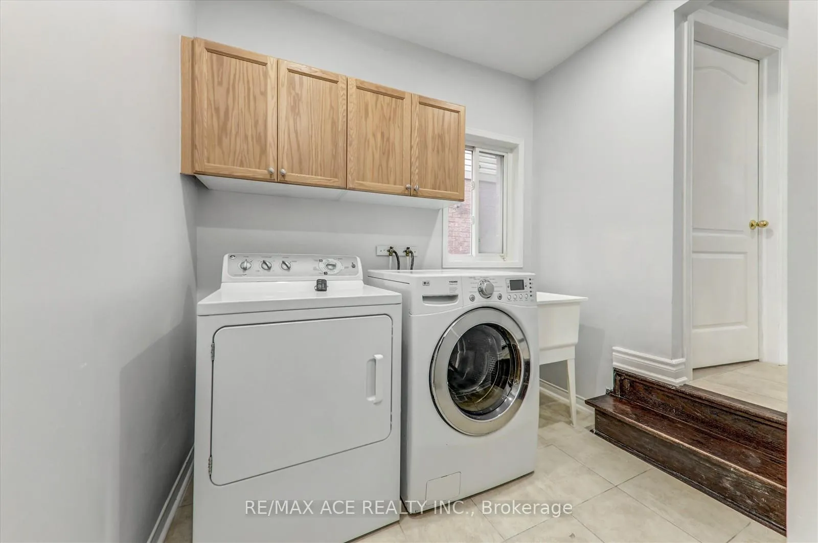 Photo 16 of 836 Fetchison Drive, Oshawa, Taunton — HOMEH