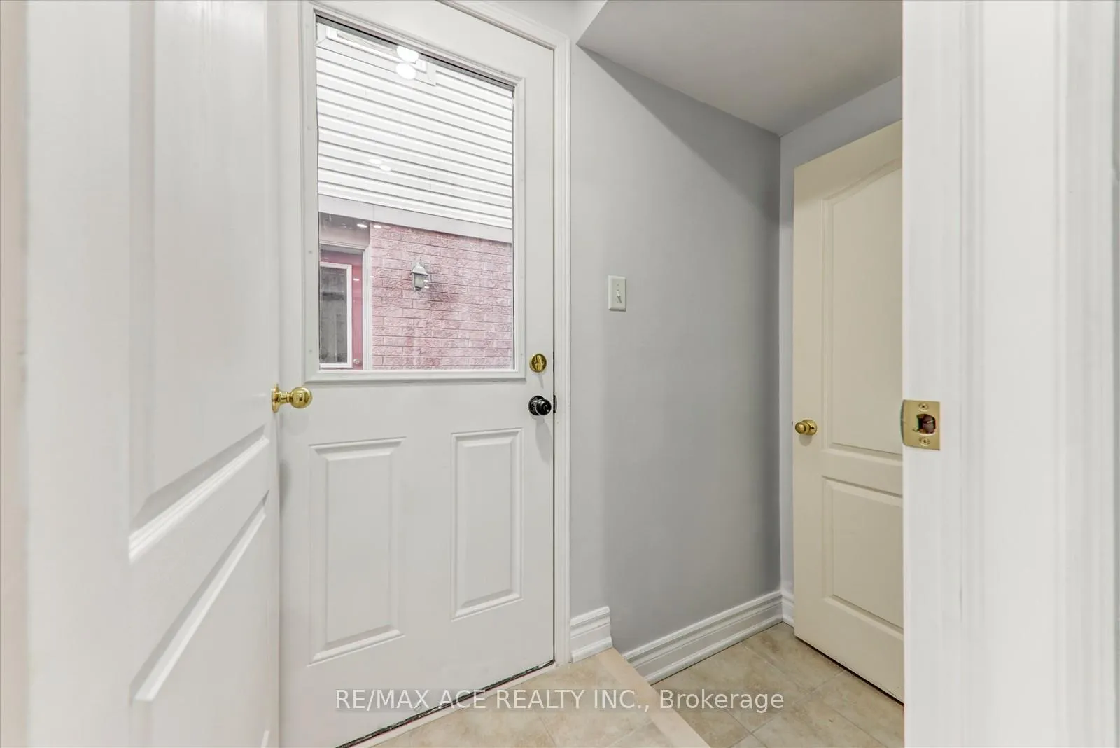 Photo 31 of 836 Fetchison Drive, Oshawa, Taunton — HOMEH