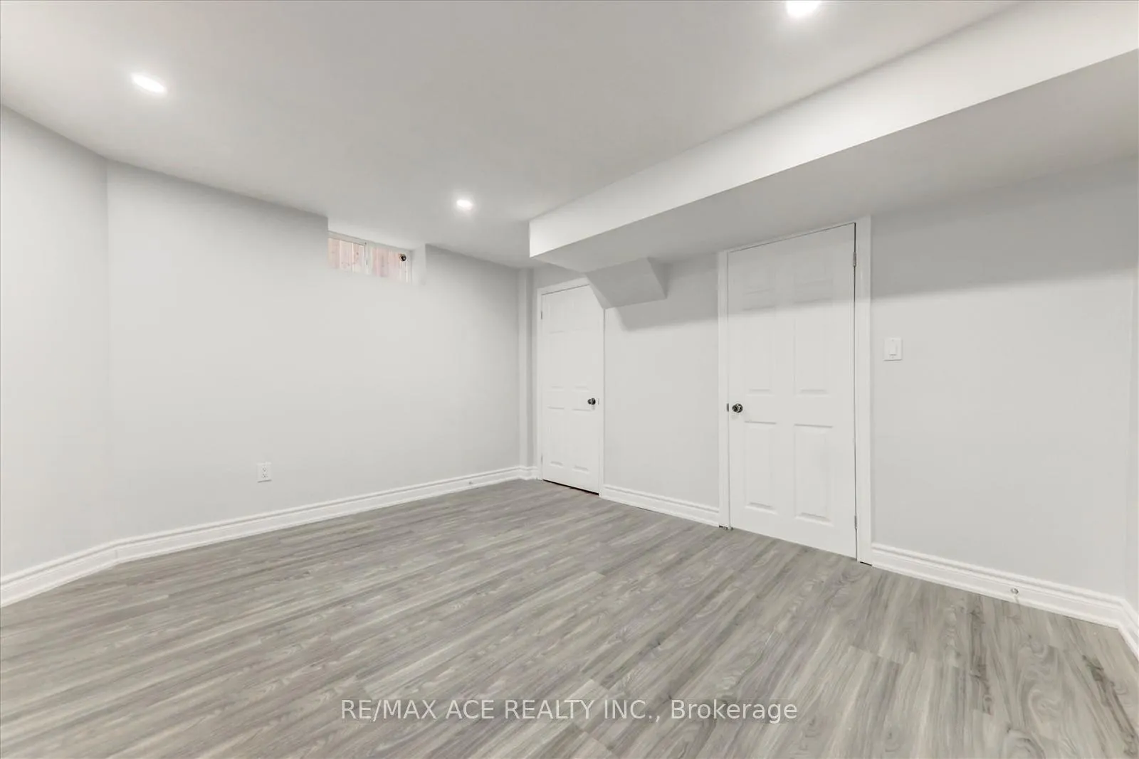 Photo 37 of 836 Fetchison Drive, Oshawa, Taunton — HOMEH