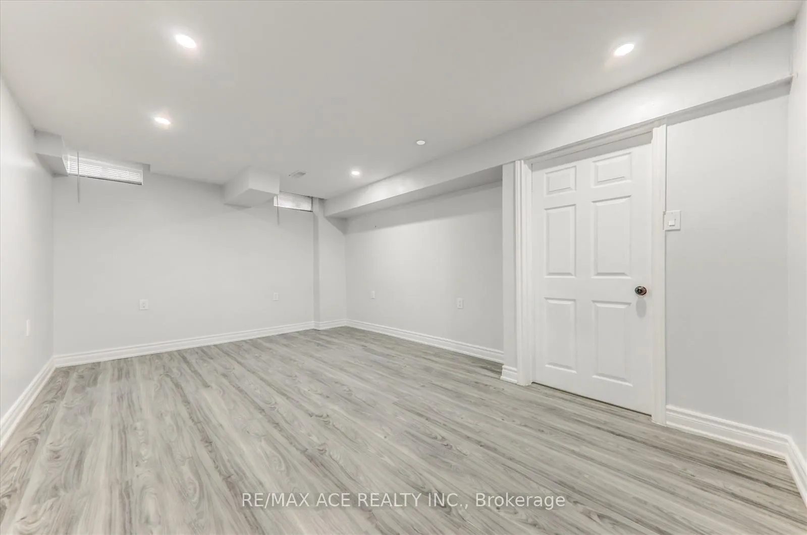Photo 39 of 836 Fetchison Drive, Oshawa, Taunton — HOMEH