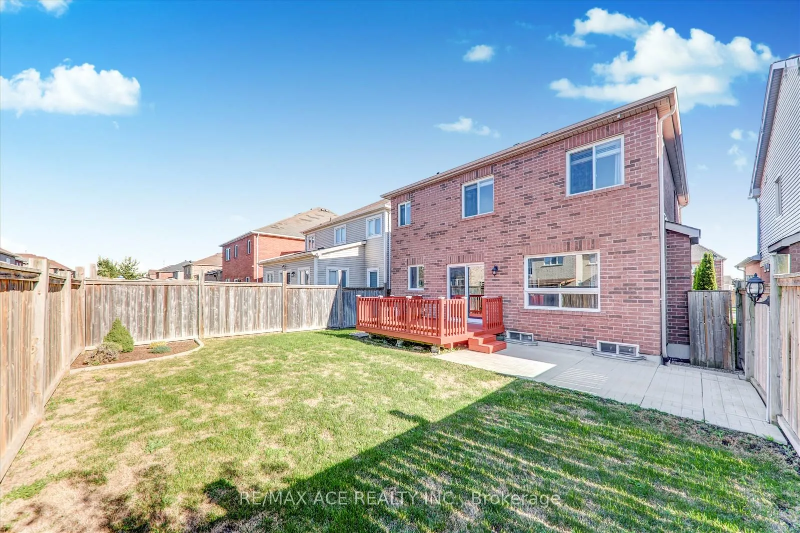Photo 42 of 836 Fetchison Drive, Oshawa, Taunton — HOMEH
