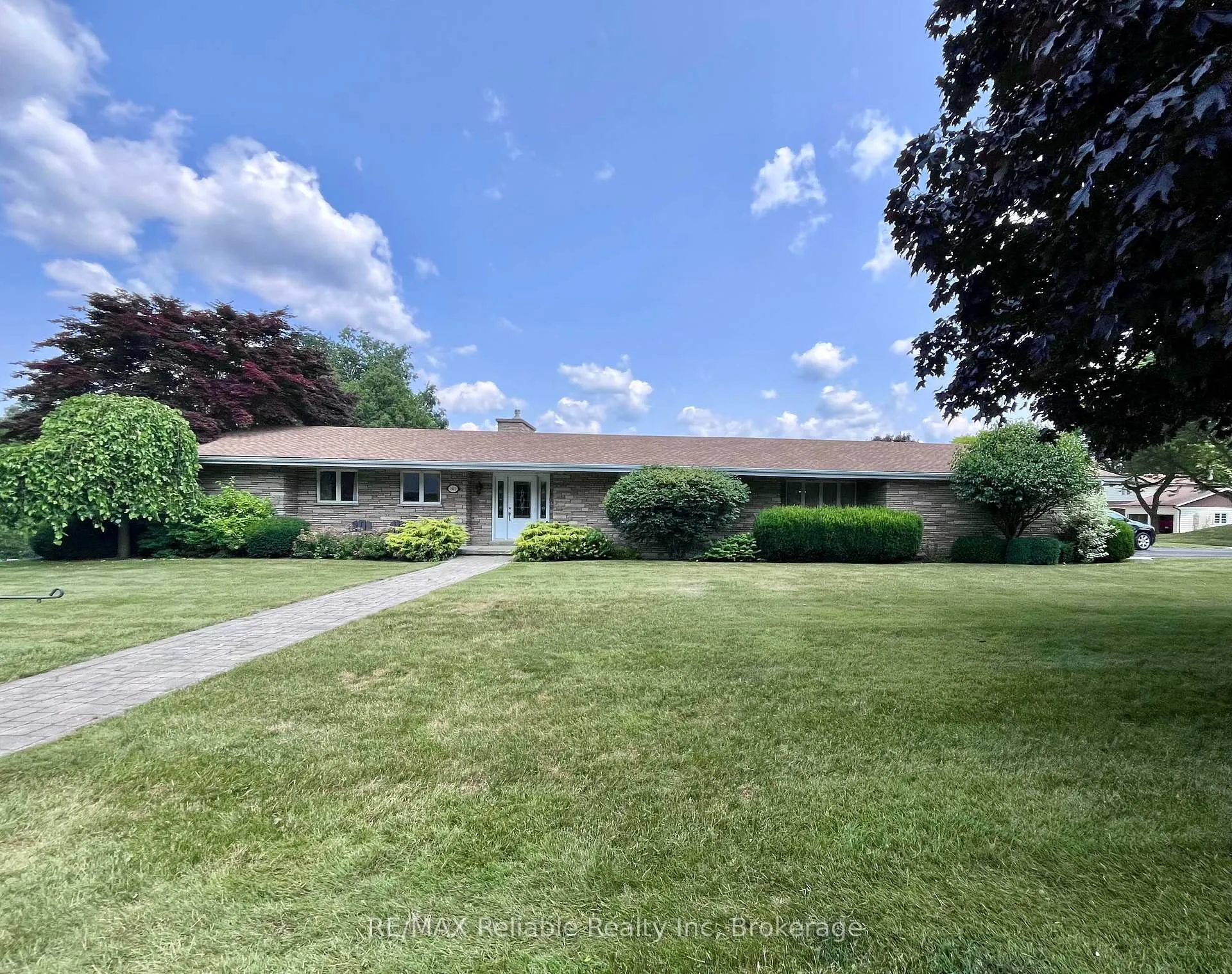 Photo 1 of 141 Charles Street, North Huron, Wingham — HOMEH
