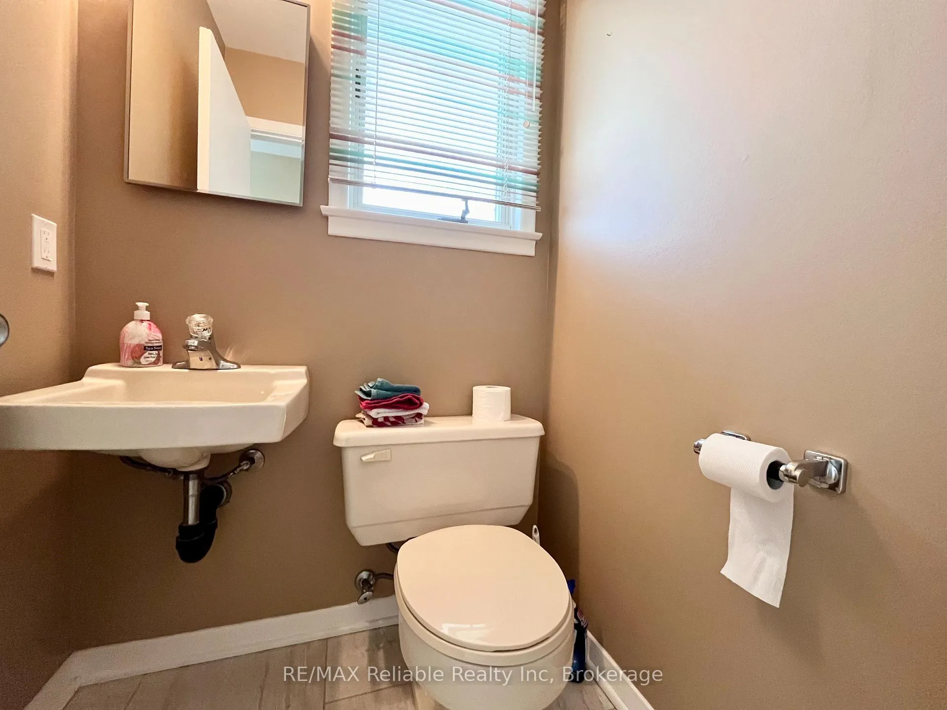 Photo 18 of 141 Charles Street, North Huron, Wingham — HOMEH
