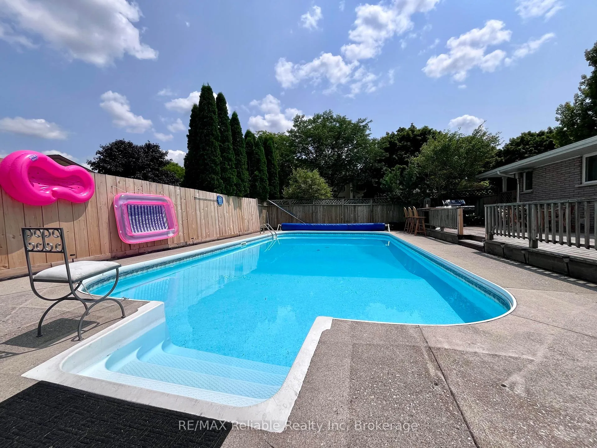Photo 43 of 141 Charles Street, North Huron, Wingham — HOMEH