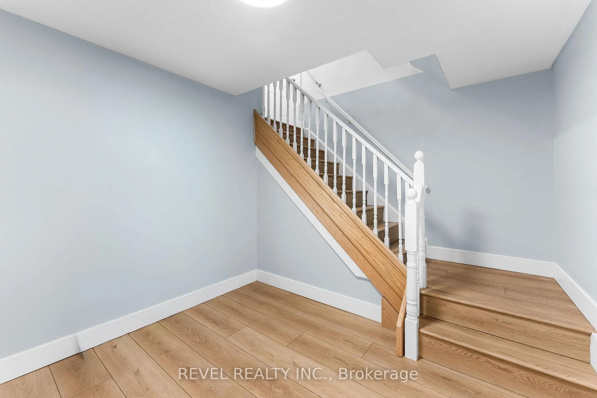 Photo 26 of 12 Hirshfield Lane, Ajax, Central — HOMEH