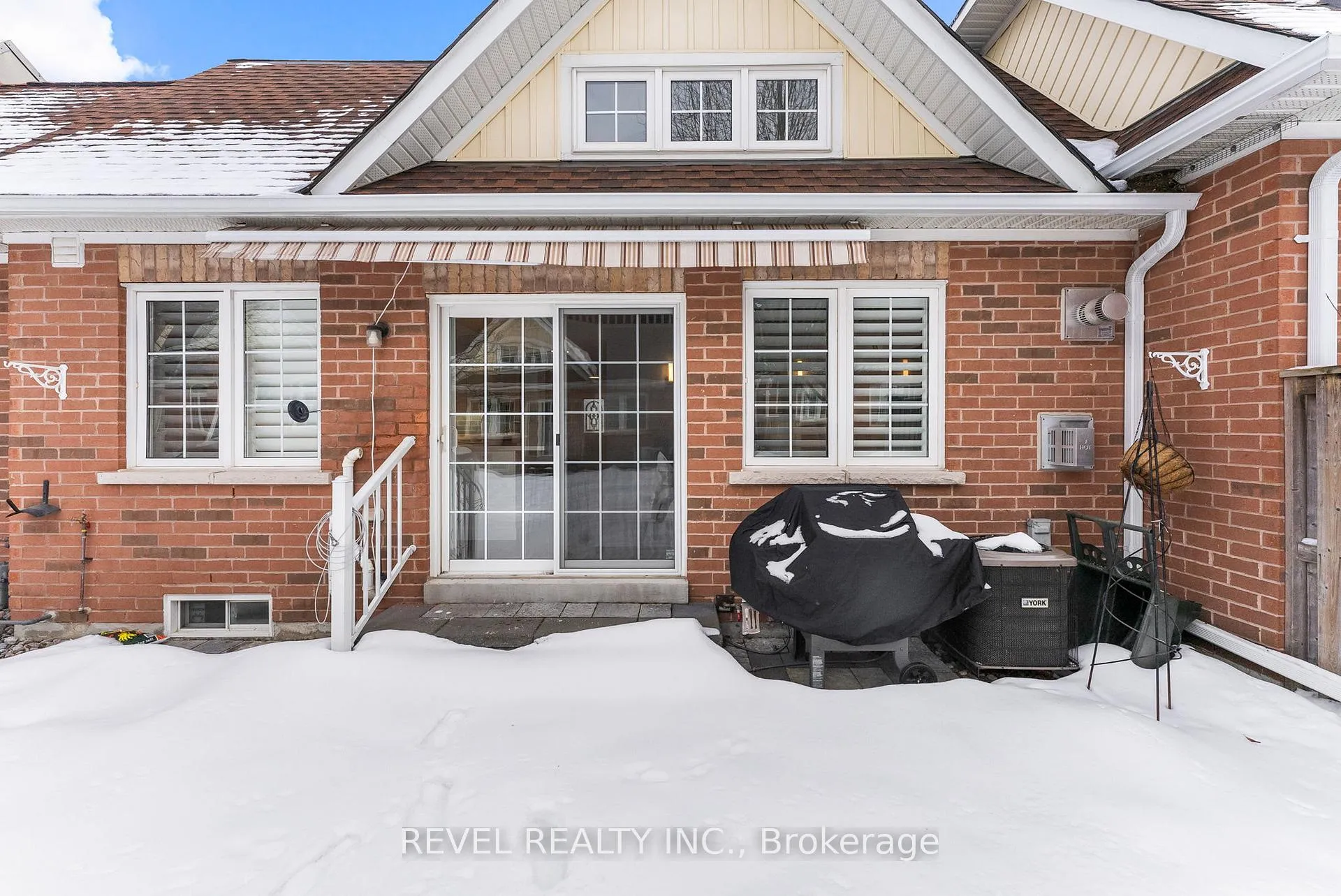 Photo 32 of 12 Hirshfield Lane, Ajax, Central — HOMEH