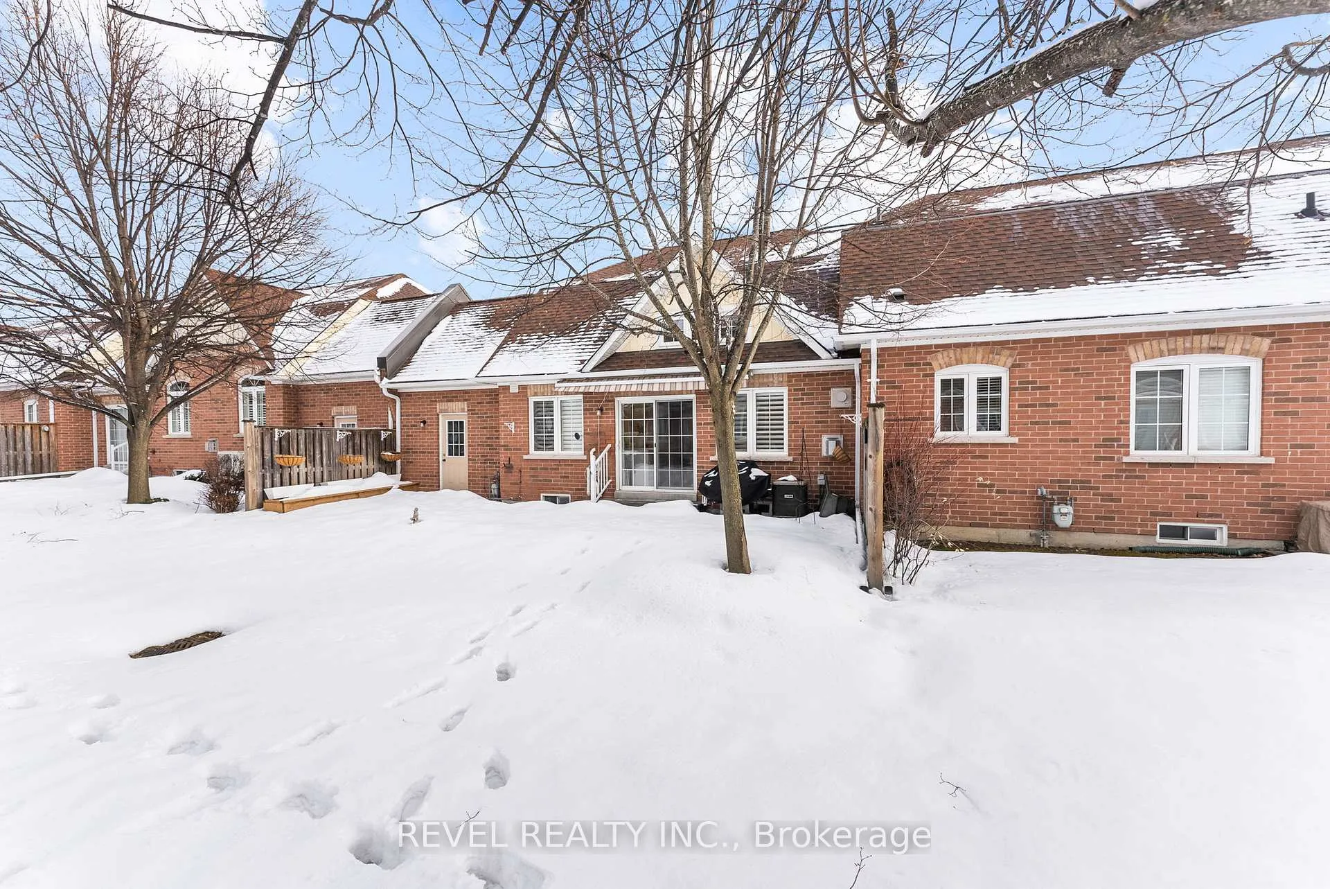 Photo 33 of 12 Hirshfield Lane, Ajax, Central — HOMEH