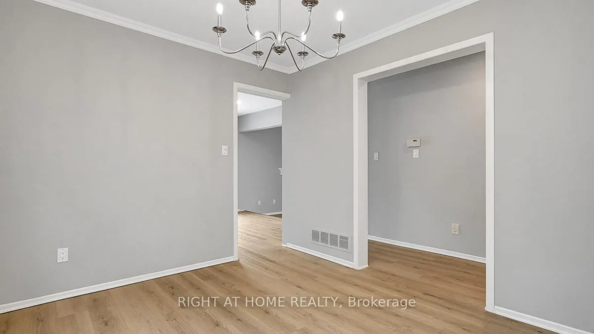 Photo 10 of 2 Chickasaw Crescent, Ottawa, Kanata - Bridlewood — HOMEH