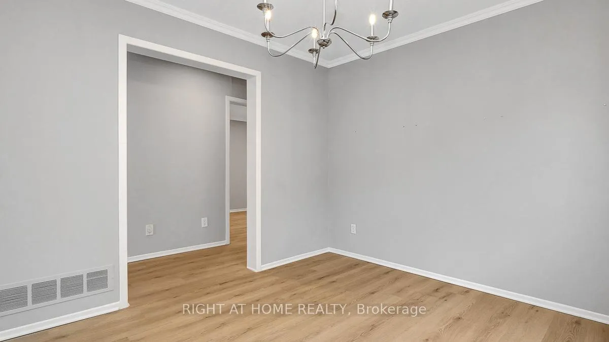 Photo 12 of 2 Chickasaw Crescent, Ottawa, Kanata - Bridlewood — HOMEH