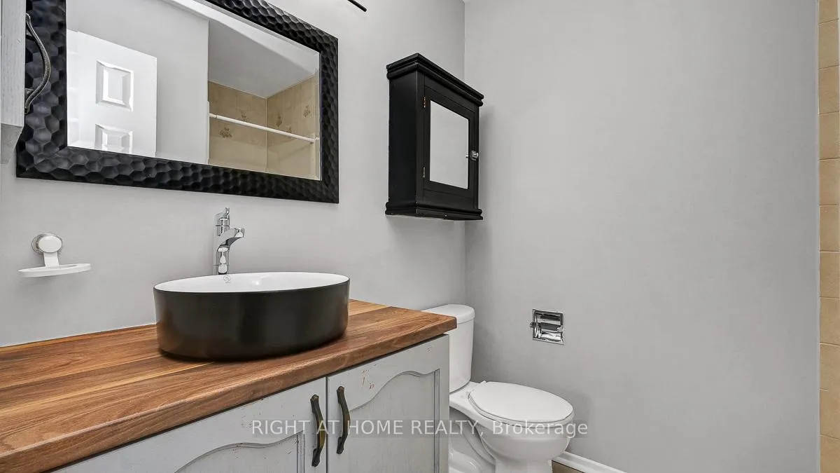 Photo 25 of 2 Chickasaw Crescent, Ottawa, Kanata - Bridlewood — HOMEH