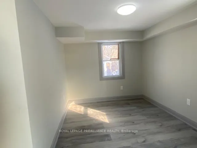 Photo 5 of 24 Elmer Street, Belleville, Belleville Ward — HOMEH
