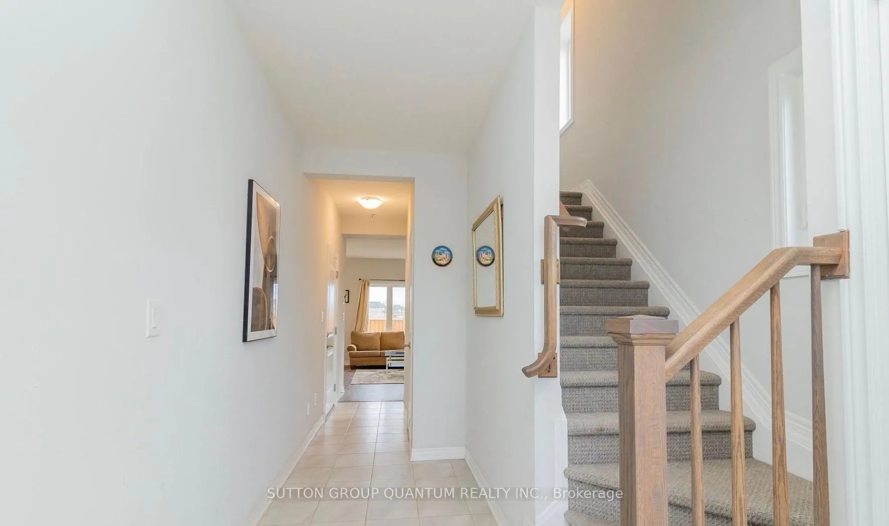Photo 3 of 45 Sycamore Street, Welland, West Welland — HOMEH
