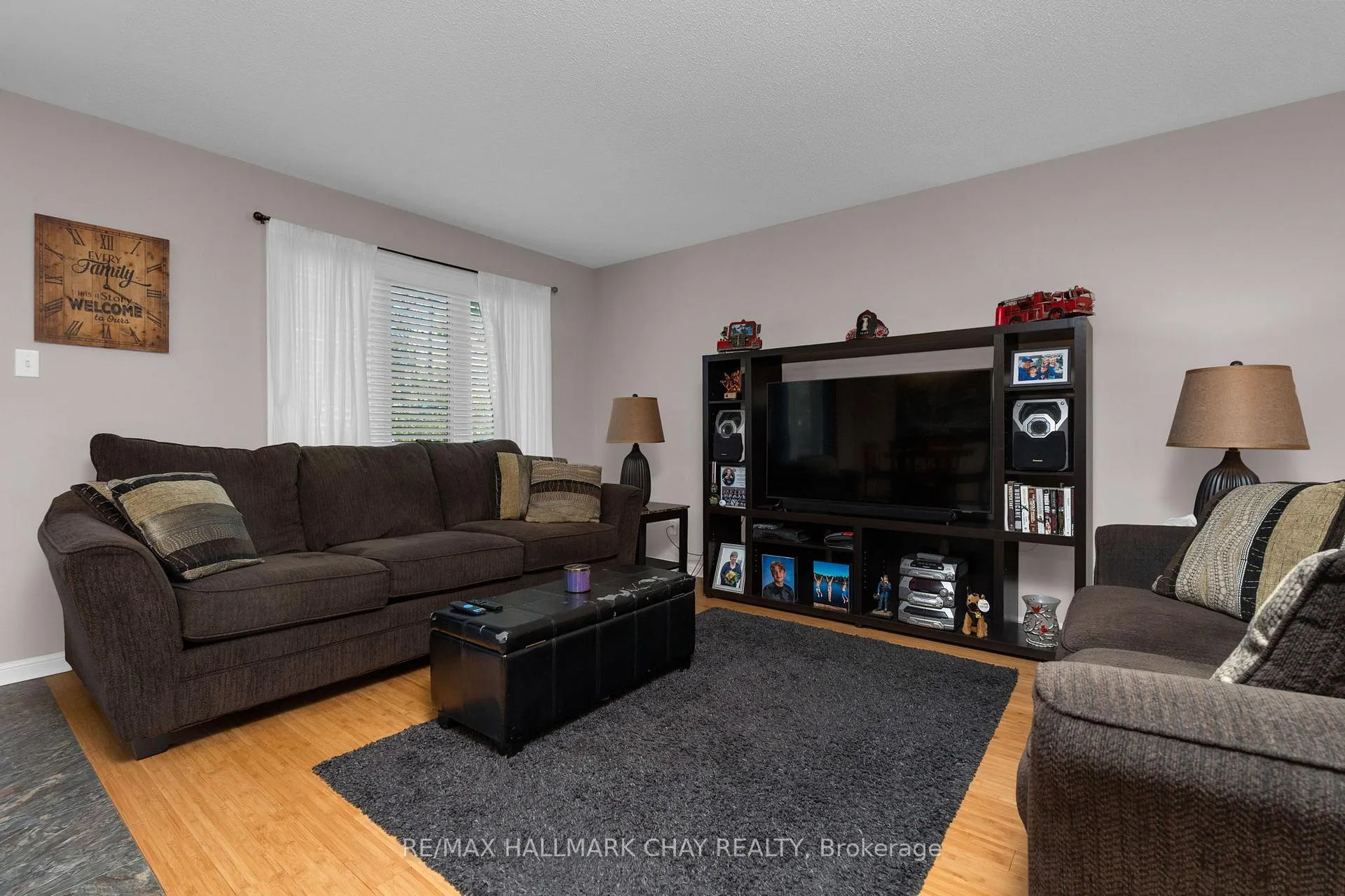 Photo 12 of 38 Rose Valley Way, Wasaga Beach — HOMEH