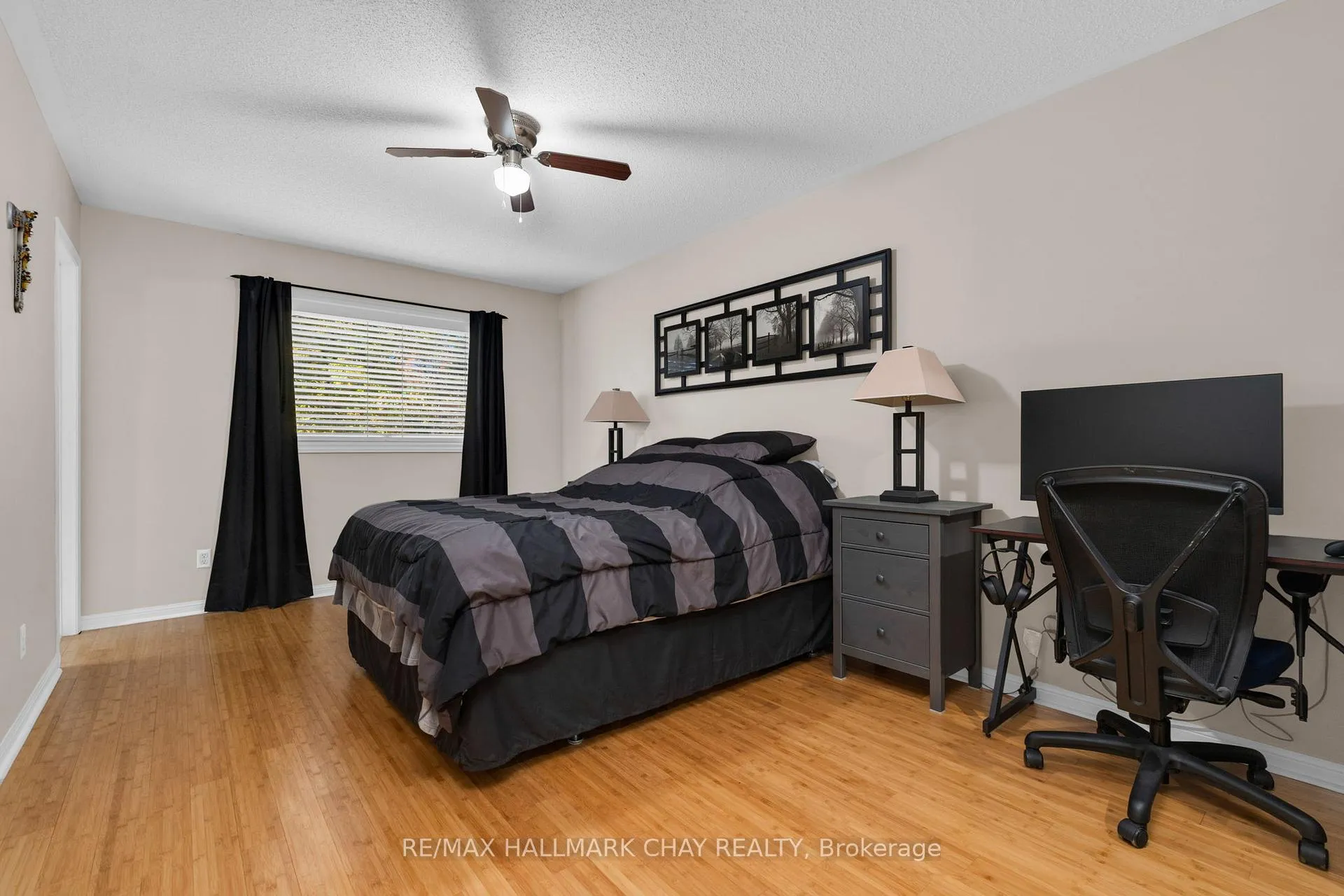 Photo 16 of 38 Rose Valley Way, Wasaga Beach — HOMEH