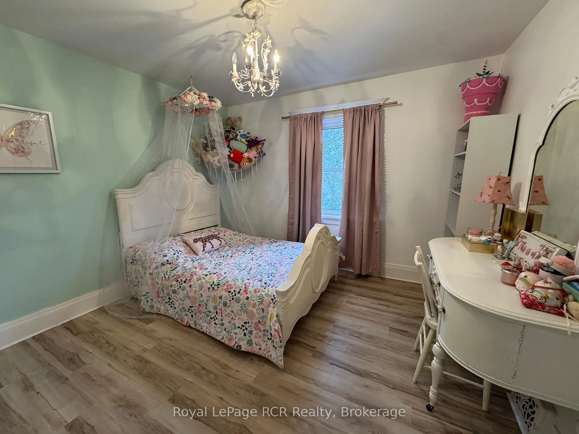 Photo 15 of 555 14th Street W, Owen Sound — HOMEH