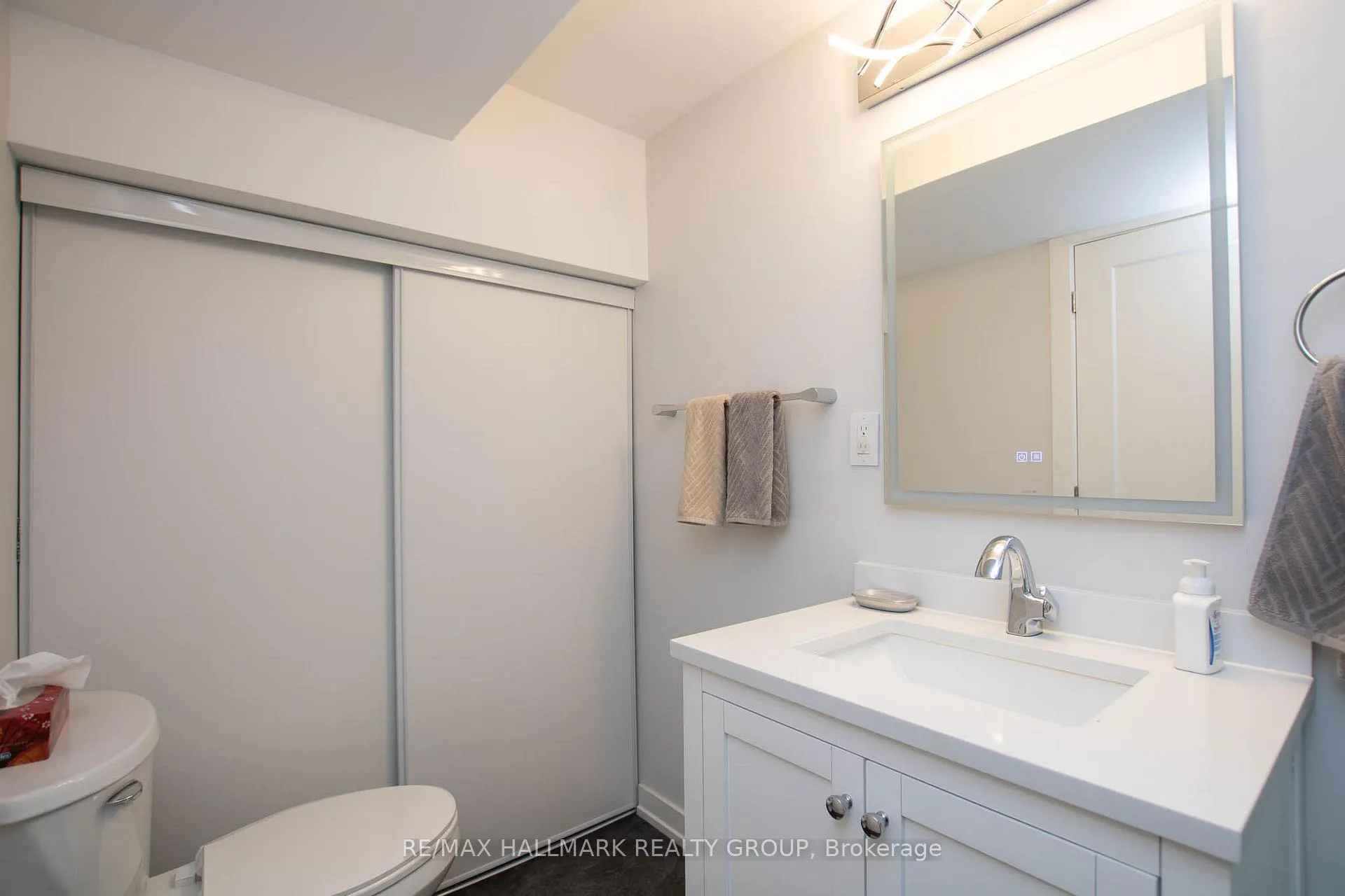 Photo 44 of 25 Claudet Crescent, Ottawa, Hunt Club Park — HOMEH