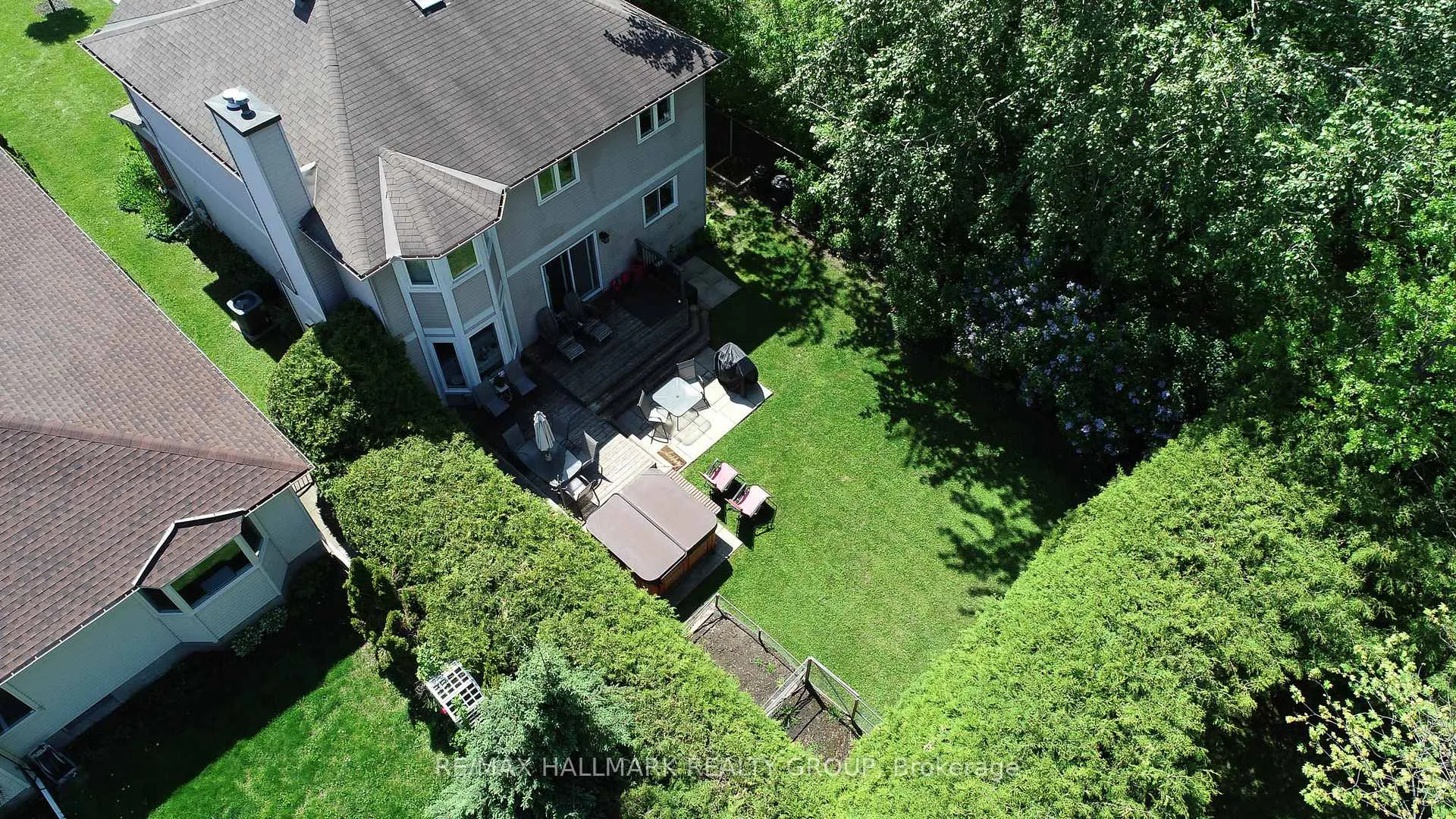 Photo 46 of 25 Claudet Crescent, Ottawa, Hunt Club Park — HOMEH